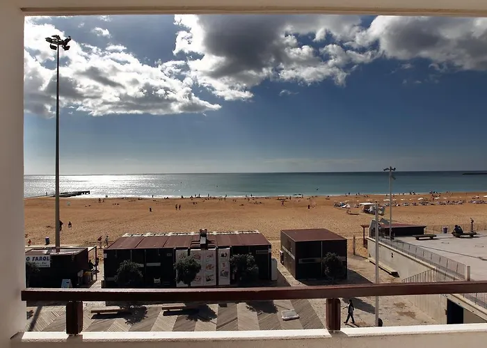 Edificio - Local Αλμπουφέιρα