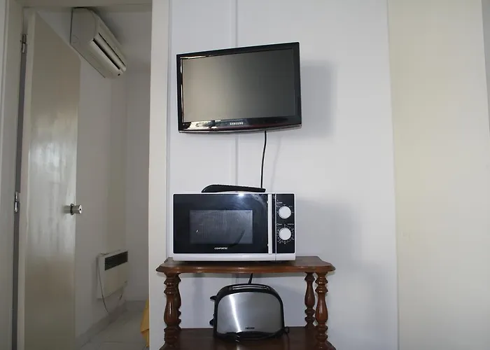 Ξενοδοχείο με διαμερίσματα Edificio - Local 3*