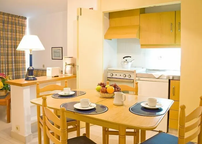 Edificio - Local Ξενοδοχείο με διαμερίσματα