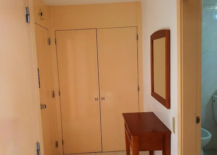 Edificio - Local Ξενοδοχείο με διαμερίσματα