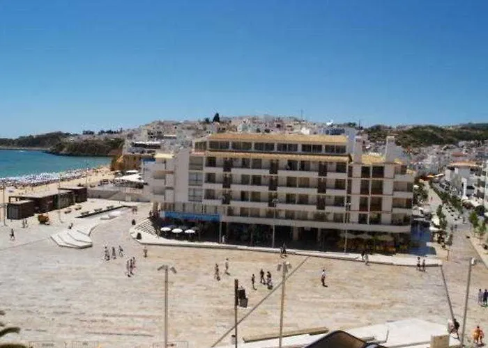 Edificio - Local Αλμπουφέιρα