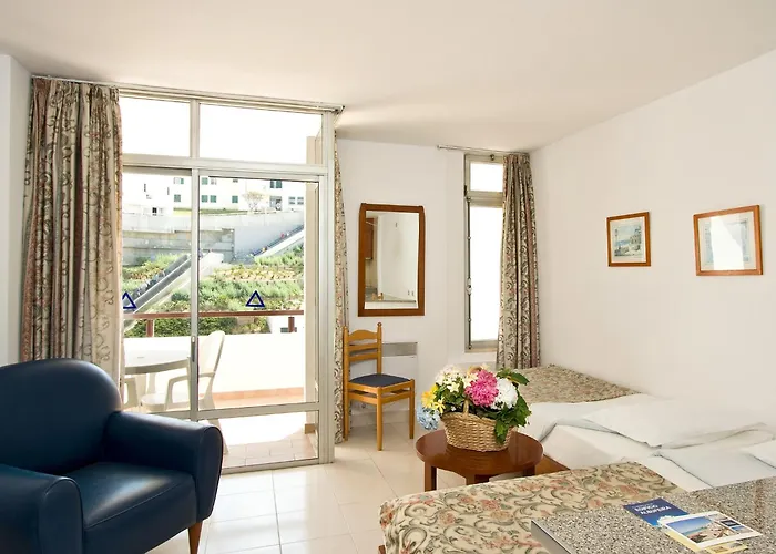 Edificio - Local Αλμπουφέιρα