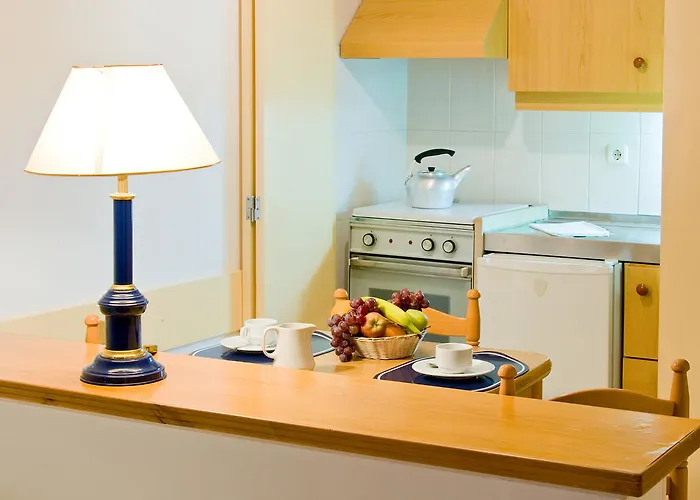 Edificio - Local Ξενοδοχείο με διαμερίσματα