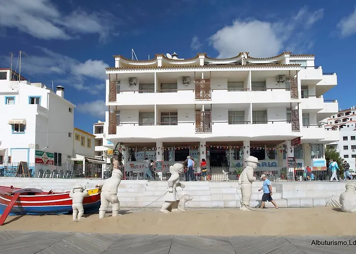 Edificio - Local Ξενοδοχείο με διαμερίσματα Αλμπουφέιρα