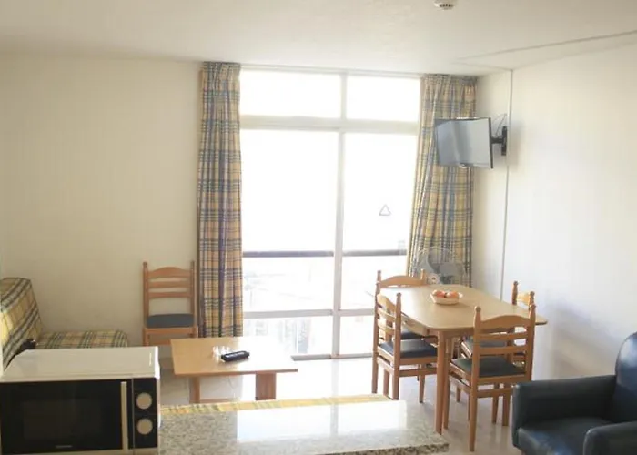 Ξενοδοχείο με διαμερίσματα Edificio - Local