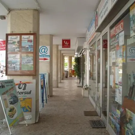 Edificio - Local 2*