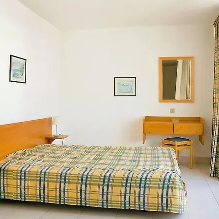 Ξενοδοχείο με διαμερίσματα Edificio - Local