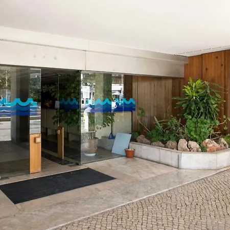 Ξενοδοχείο με διαμερίσματα Edificio - Local